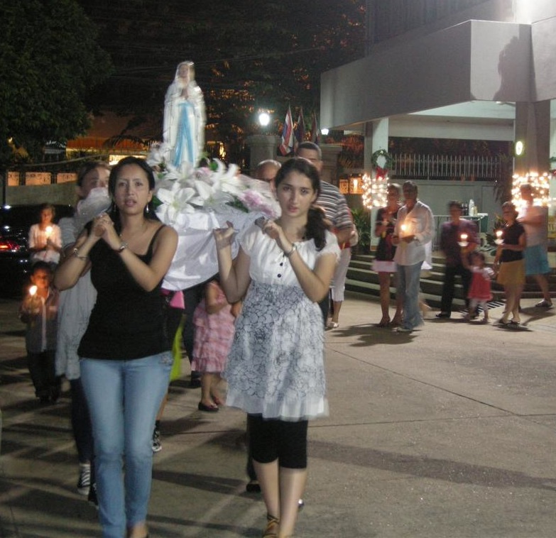 María de Guadalupe…¡viene rezando tu&nbsp;pueblo!